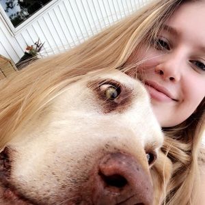 Meet your Posher, Ellie